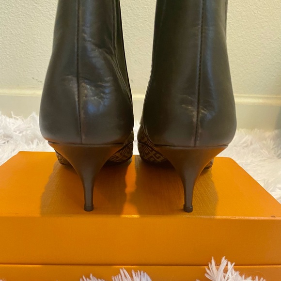 Givenchy ankle booties size 38 - Picture 9 of 10